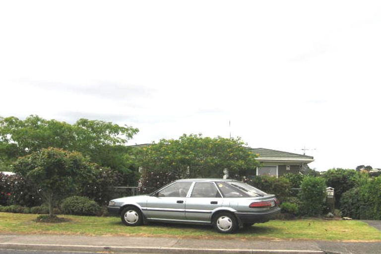 Photo of property in 87 Lauderdale Road, Birkdale, Auckland, 0626