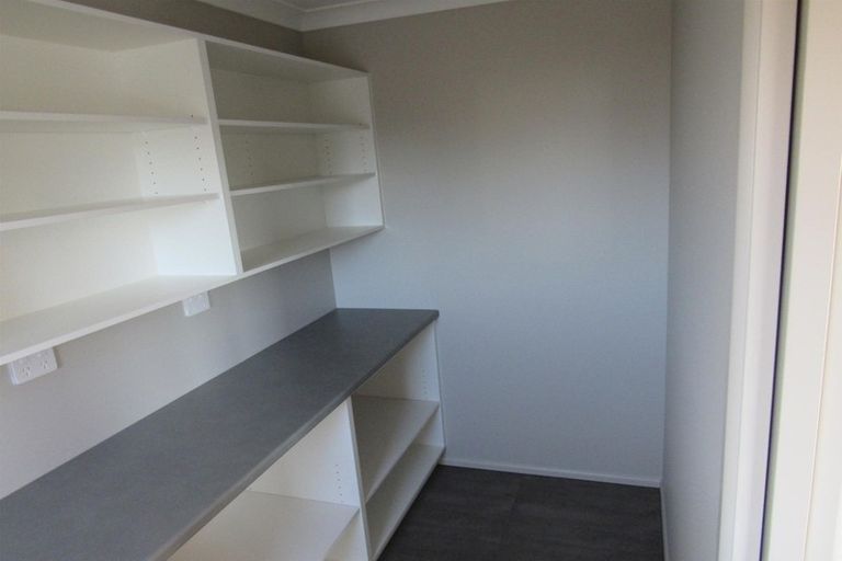 Photo of property in 15 Victoria Street, Hawera, 4610