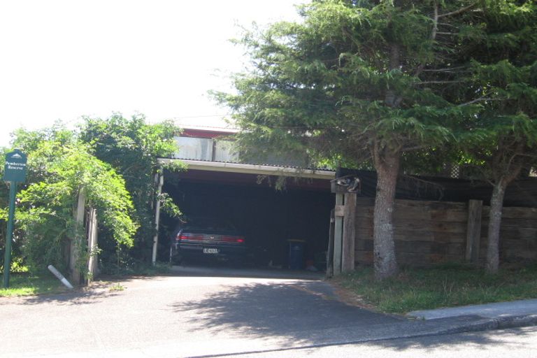 Photo of property in 45 Pemberton Avenue, Bayview, Auckland, 0629