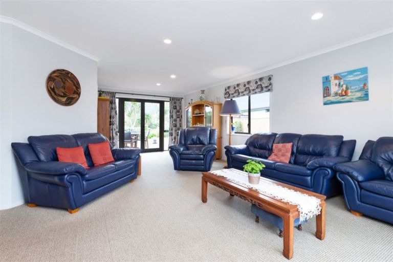 Photo of property in 56 Bramley Drive, Rototuna, Hamilton, 3210