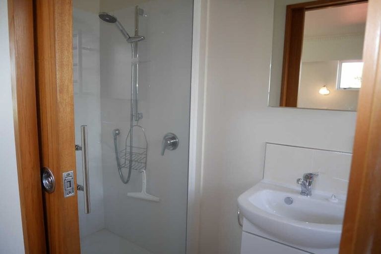 Photo of property in 54 Belvedere Avenue, Waikanae, 5036