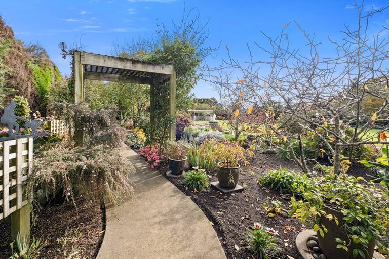 Photo of property in 2 Joll Street, Waitara, 4383