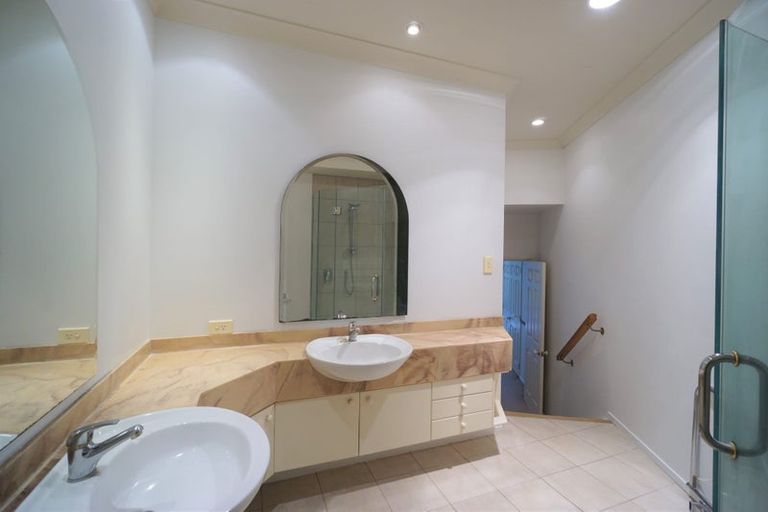 Photo of property in 2/18 Waipa Street, Birkenhead, Auckland, 0626