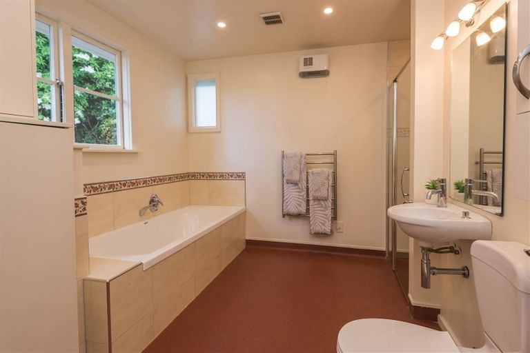 Photo of property in 54 Quinns Road, Shirley, Christchurch, 8013