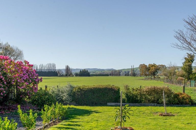 Photo of property in 33 Reading Street, Greytown, 5712