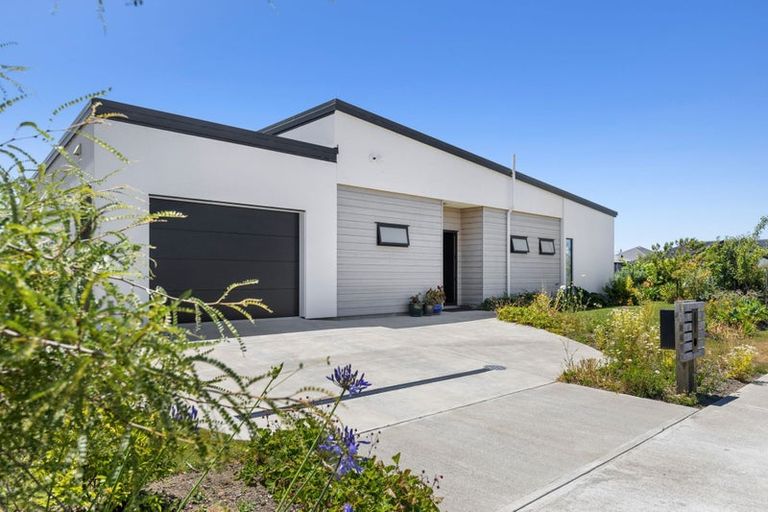 Photo of property in 16 Tana Pukekohatu Avenue, Motueka, 7120