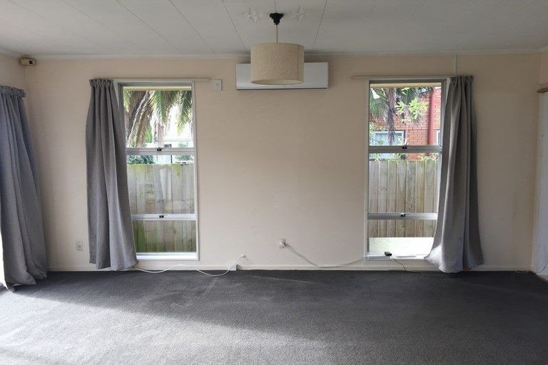 Photo of property in 2/71c Middleton Road, Upper Riccarton, Christchurch, 8041