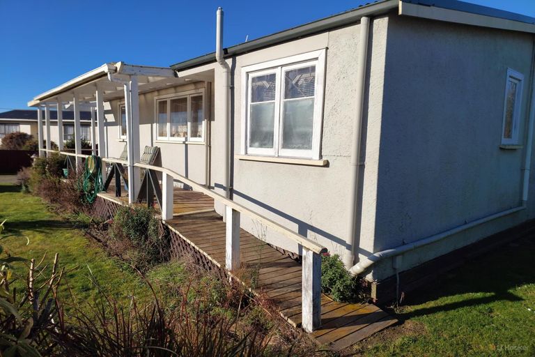 Photo of property in 5 Edward Street, Waimate, 7924