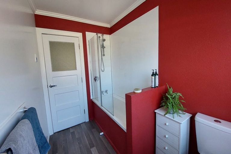 Photo of property in 17 Ipswich Street, Bradford, Dunedin, 9011