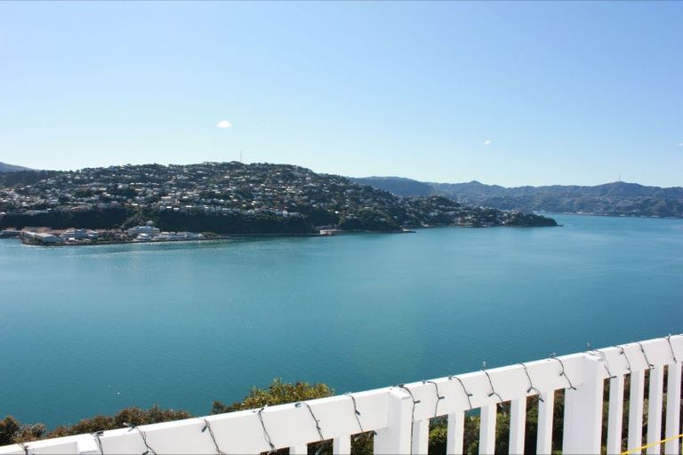 Photo of property in 27 Kaikoura Street, Maupuia, Wellington, 6022