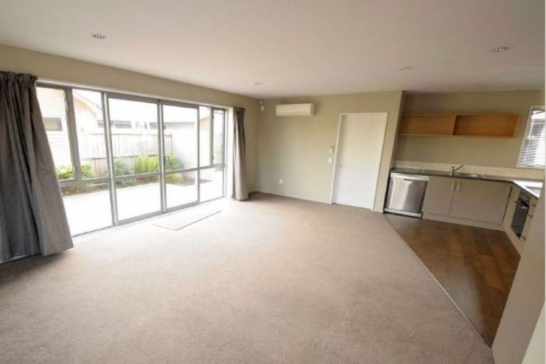 Photo of property in 3/190 Lincoln Road, Addington, Christchurch, 8024