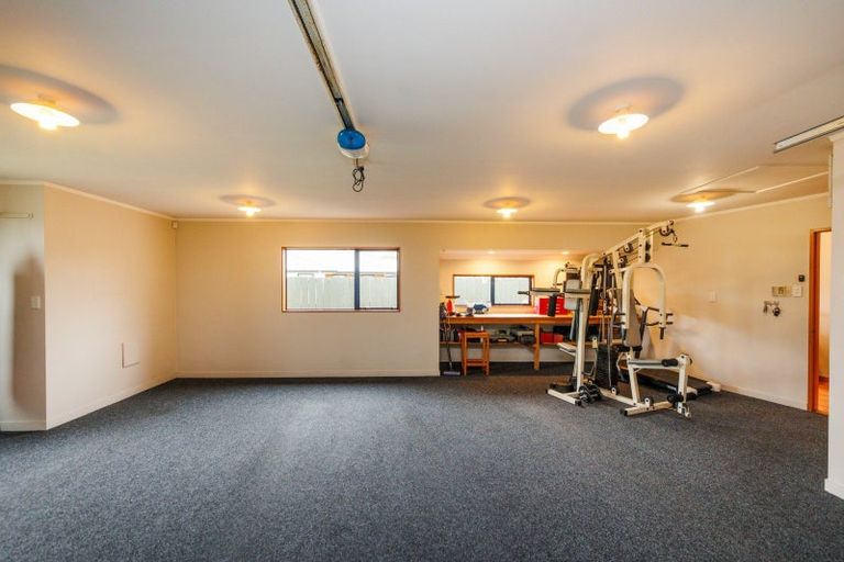 Photo of property in 3 Balmoral Drive, Terrace End, Palmerston North, 4410