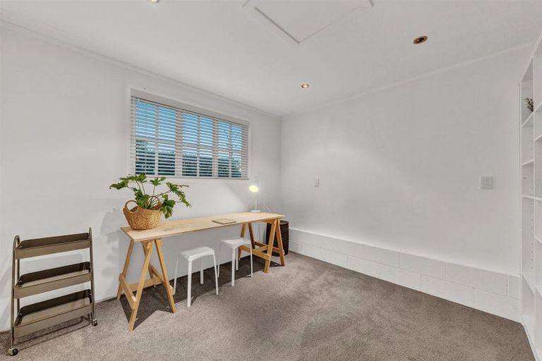 Photo of property in 24 Norman Road, Hauraki, Auckland, 0622