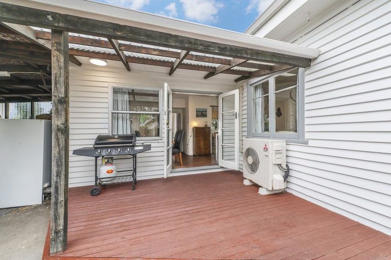 Photo of property in 10 Woodville Street, Leeston, 7632