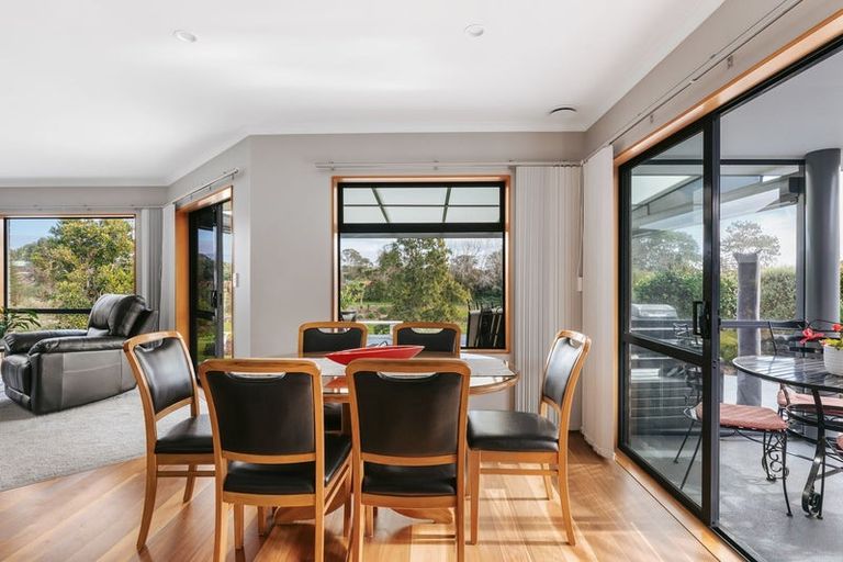 Photo of property in 9 Ashwood Grove, Omokoroa, 3114