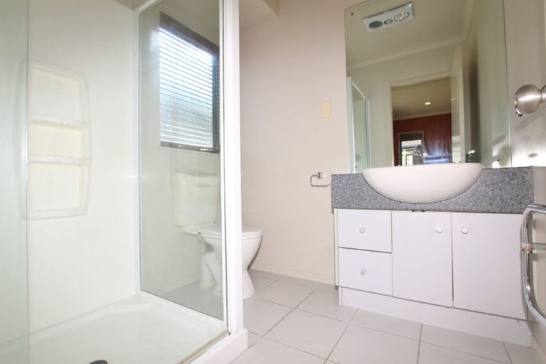 Photo of property in 174 Wattle Farm Road, Wattle Downs, Auckland, 2103