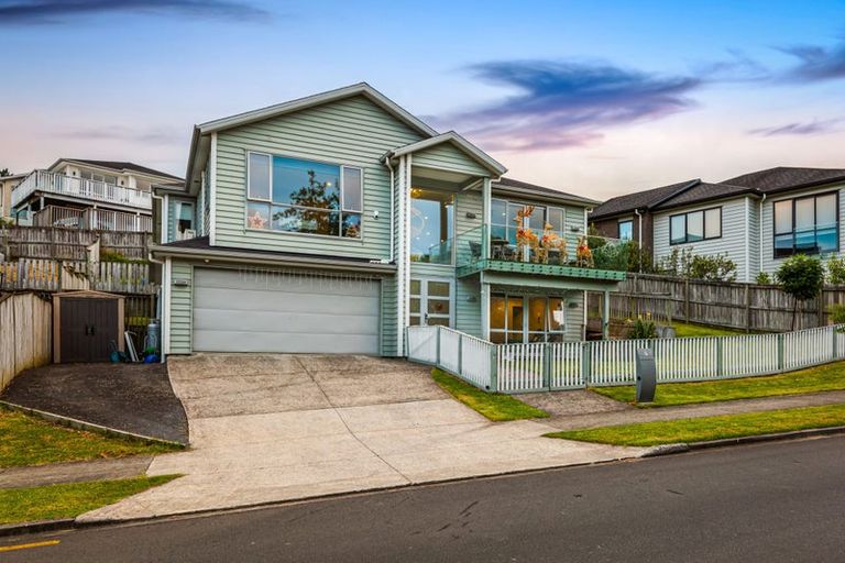 Photo of property in 9 Korihi Drive, Swanson, Auckland, 0614
