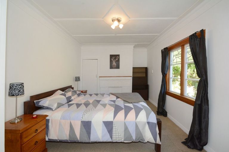 Photo of property in 25 Frances Street, Broad Bay, Dunedin, 9014