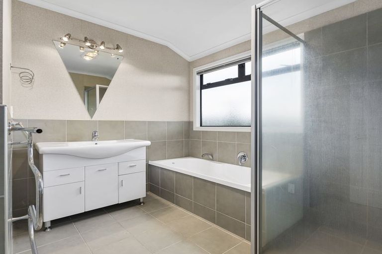 Photo of property in 9 Edwin Grove, Bethlehem, Tauranga, 3110