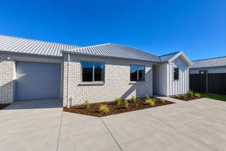 Photo of property in 29 Hanmer Crescent, Rangiora, 7400