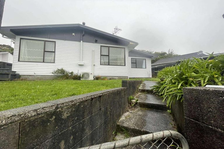 Photo of property in 36 Waipounamu Drive, Kelson, Lower Hutt, 5010