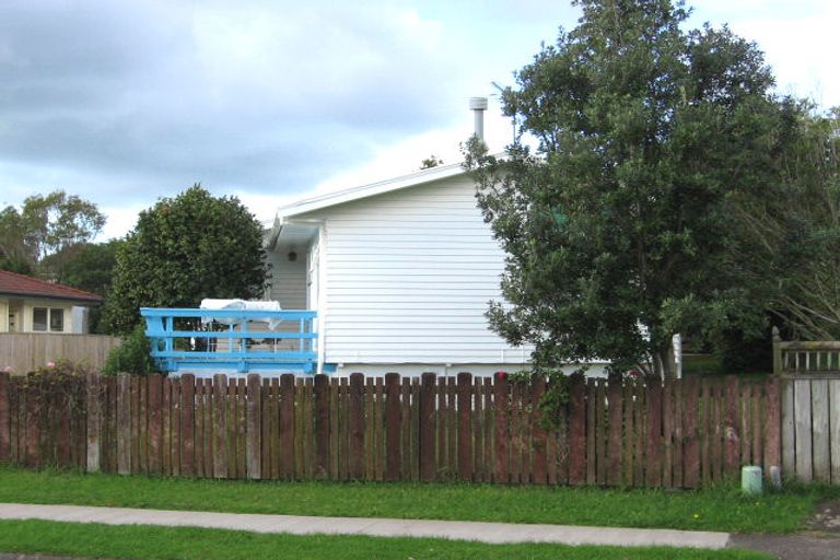 Photo of property in 17 Wycherley Drive, Bucklands Beach, Auckland, 2014