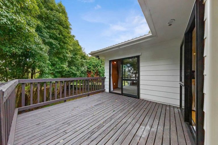 Photo of property in 9 Kopu Place, Clendon Park, Auckland, 2103