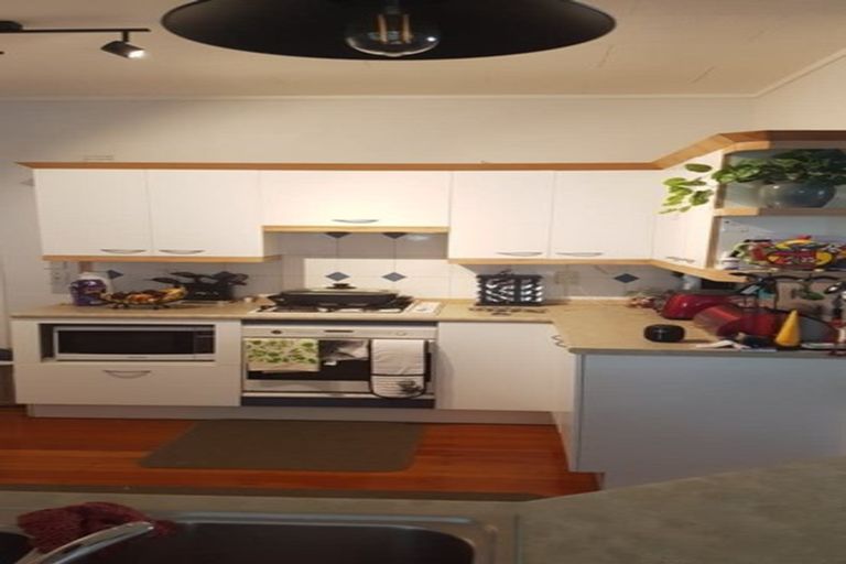 Photo of property in 18 Corlett Street, Utuhina, Rotorua, 3015