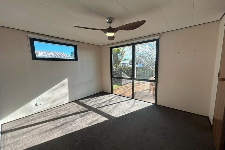 Photo of property in 5 Longstead Avenue, Papamoa Beach, Papamoa, 3118