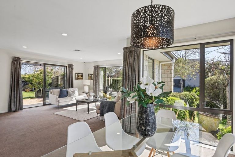 Photo of property in 16 Limes Avenue, Parklands, Christchurch, 8083