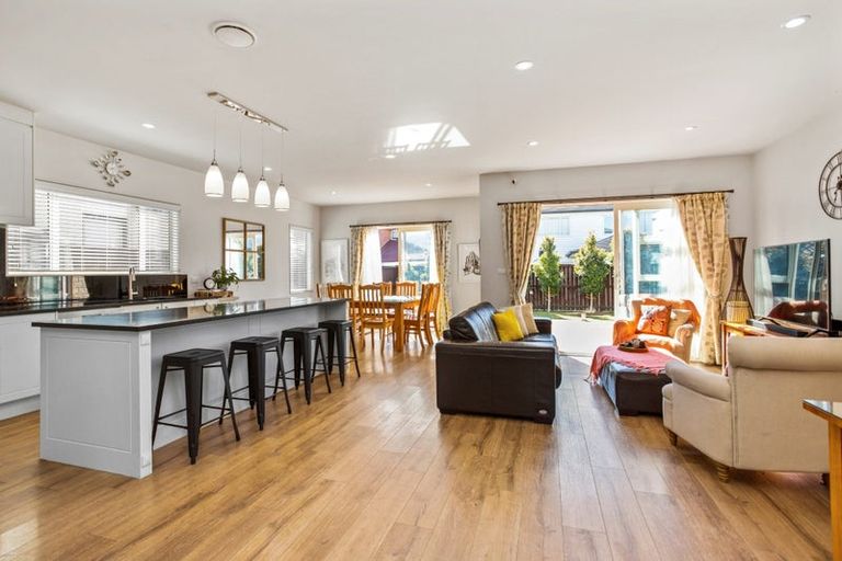 Photo of property in 9 Ballyholey Drive, Flat Bush, Auckland, 2019