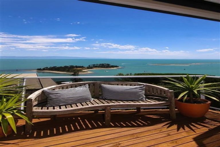 Photo of property in 118 Princes Drive, Britannia Heights, Nelson, 7010