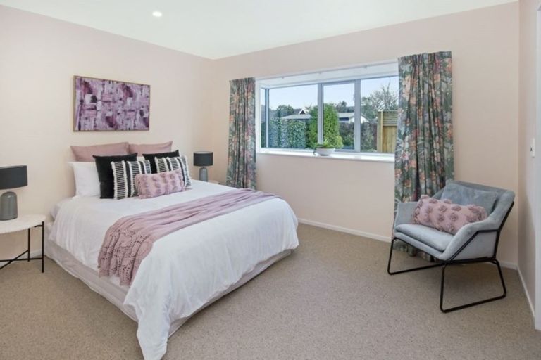 Photo of property in 13 Plynlimon Road, Fendalton, Christchurch, 8052