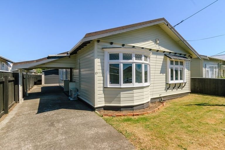 Photo of property in 13 Collins Street, Petone, Lower Hutt, 5012
