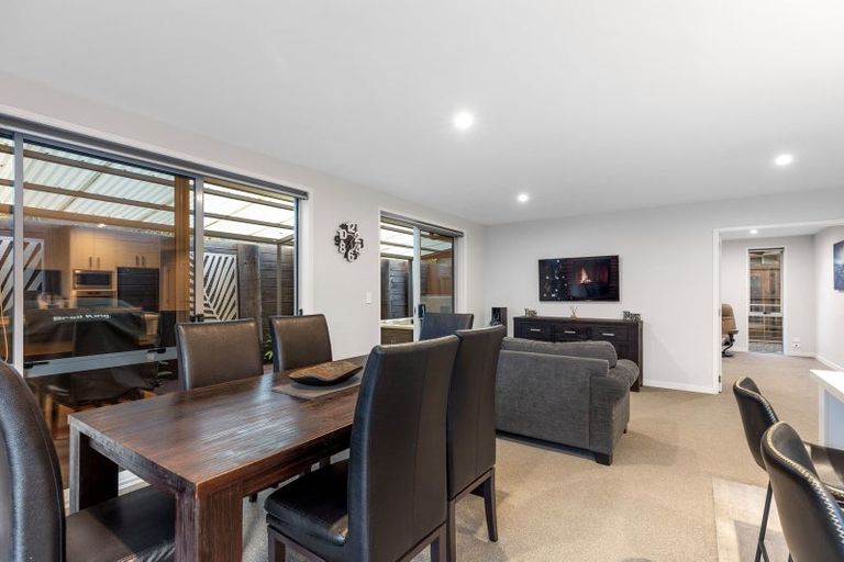 Photo of property in 103 Ballintoy Park Drive, Welcome Bay, Tauranga, 3175