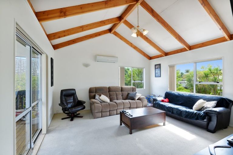 Photo of property in 2/23 Duncan Avenue, Te Atatu South, Auckland, 0610