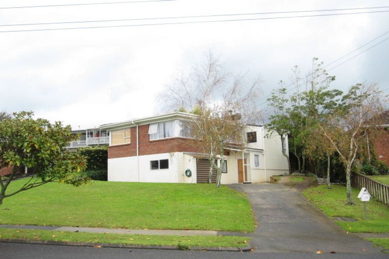 Photo of property in 18 Portadown Avenue, Pakuranga Heights, Auckland, 2010