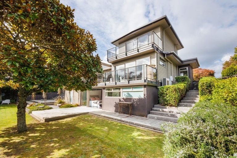 Photo of property in 25 Trent Avenue, Hokowhitu, Palmerston North, 4410