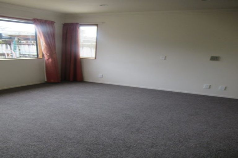 Photo of property in 1/263 Waterloo Road, Waterloo, Lower Hutt, 5011