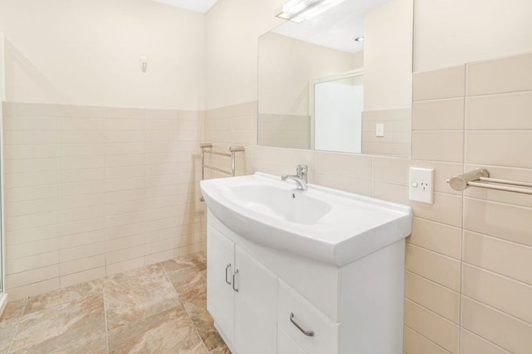 Photo of property in 129c Massey Street, Frankton, Hamilton, 3204