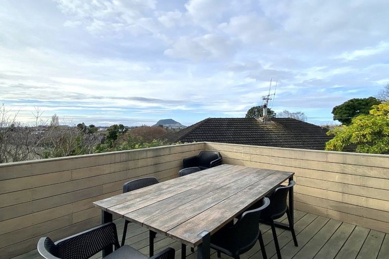 Photo of property in 52a Western Road, Bellevue, Tauranga, 3110