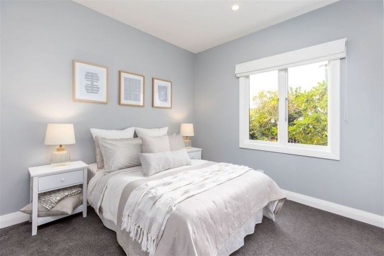 Photo of property in 89 Weston Road, St Albans, Christchurch, 8052