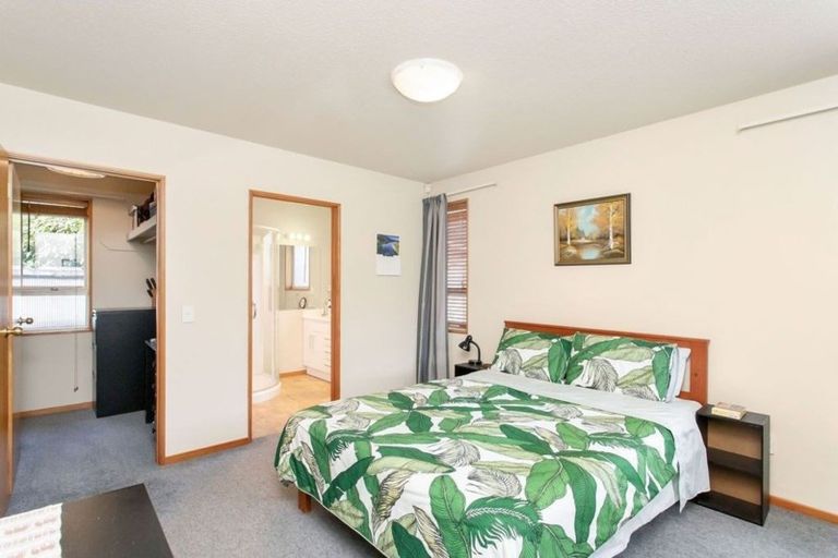 Photo of property in 2/31 Nottingham Avenue, Halswell, Christchurch, 8025