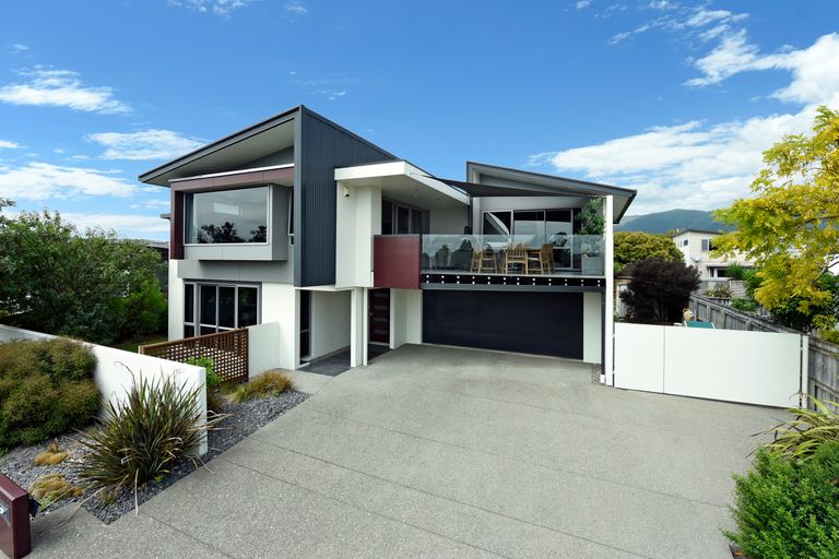 Photo of property in 5 Curtis Street, Stoke, Nelson, 7011