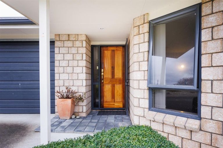 Photo of property in 6 Blennerville Close, Marton, 4710