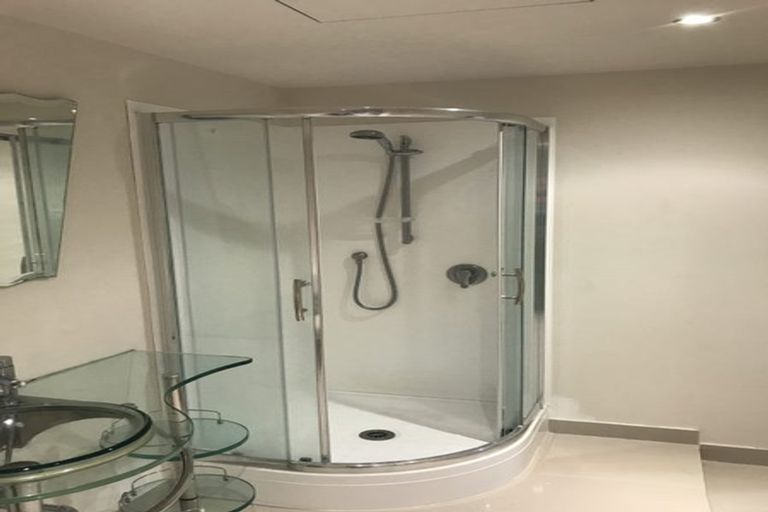 Photo of property in The Quay, 1/332b1 Lambton Quay, Wellington Central, Wellington, 6011