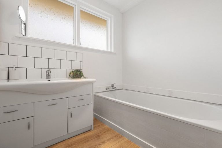 Photo of property in 15 Eros Place, North New Brighton, Christchurch, 8083