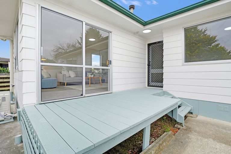 Photo of property in 18 Capri Place, Awapuni, Palmerston North, 4412
