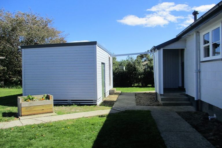 Photo of property in 6 Cemetery Road, Tapanui, 9522