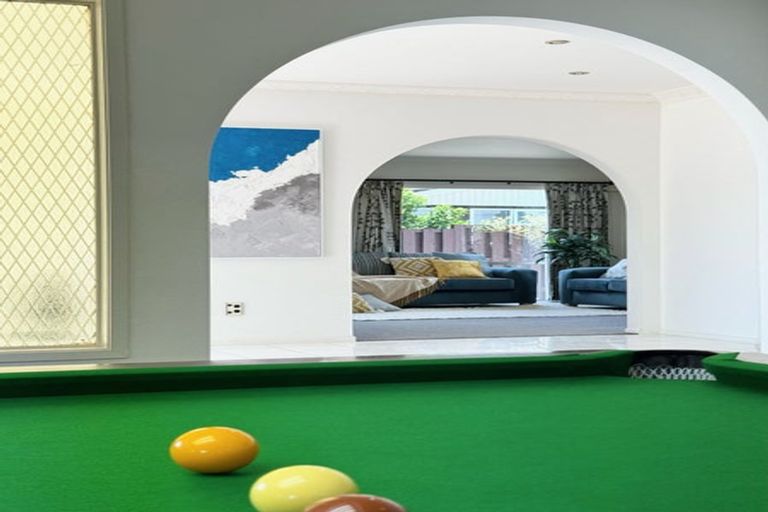 Photo of property in 140 Fisher Parade, Farm Cove, Auckland, 2012